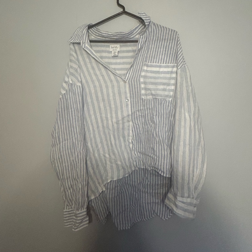 Nicole Miller Blue and White Striped Casual Shirt